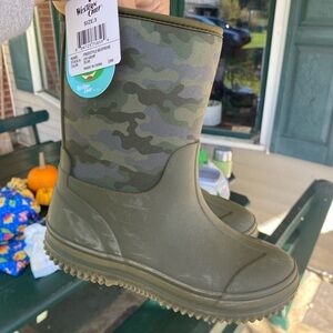 Bought by mistake and missed return window. NWT